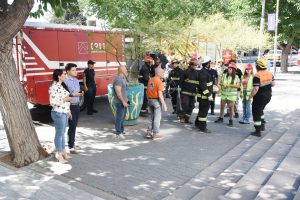 Simulacro de sismo (10)