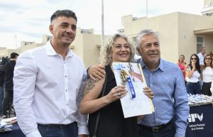 Entrega de viviendas (2)