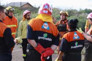 Defensa Civil-Capacitación con Bomberos (12)