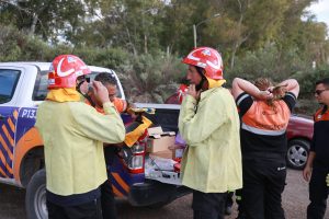 Defensa Civil-Capacitación con Bomberos (4)