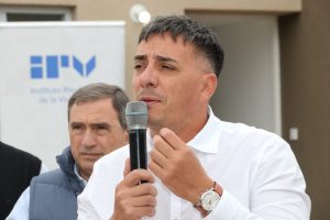 Entrega de viviendas, barrio El Prado (4)