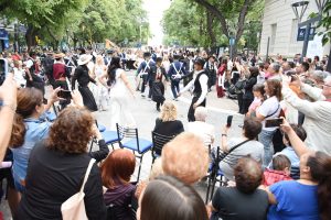 ????????????????????????????????????