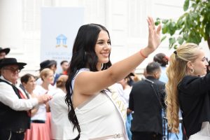 ????????????????????????????????????