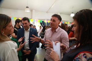 entrega de libros (1)