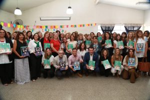 entrega de libros (2)