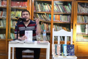 Brindá Con Literatura- Biblioteca (8)