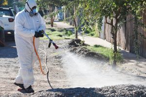 Desinfección asentamiento Los Hornos (12)