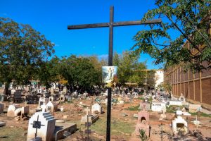 Vía Crucis en el Cementerio (13)