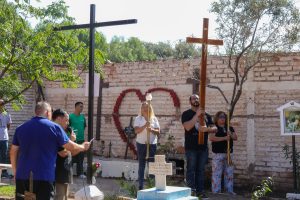 Vía Crucis en el Cementerio (2)