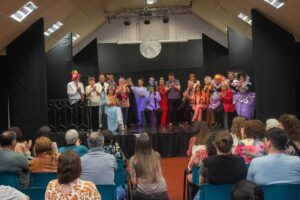 Elenco El Carretel en La Paz (1)