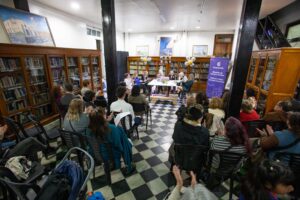 Presentación del libro Mujeres Raíz (5)
