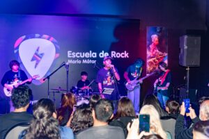 Feria del Libro- Escuela de Rock Felipe Staiti (10)